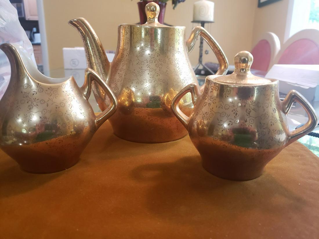 Pearl 22k gold tea set (1 of 1)