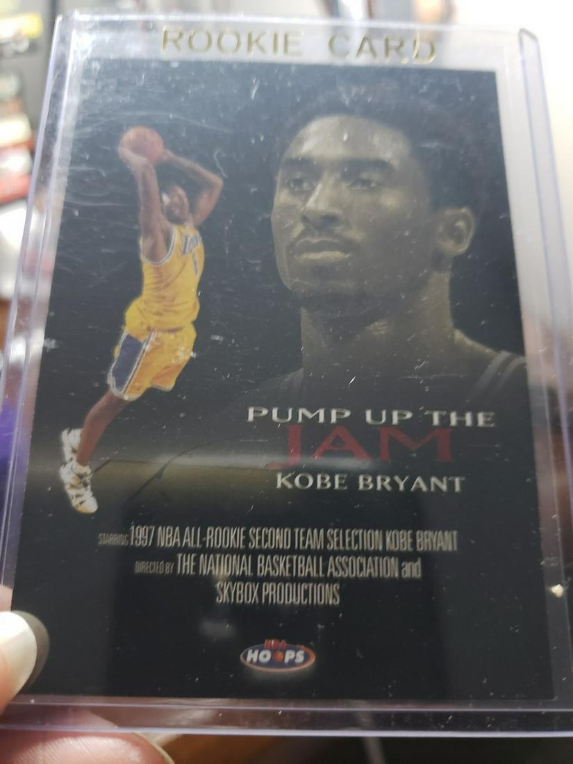Kobe Bryant pump up the Jam NBA hoops card: Kobe Bryant pump up the Jam NBA hoops card
