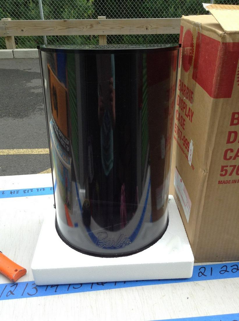 new in the package signed bob Mackie barbie display (1 of 1)