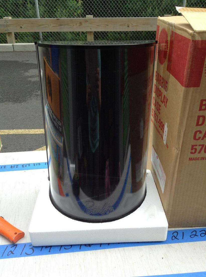 new in the package signed bob Mackie barbie display (1 of 1)