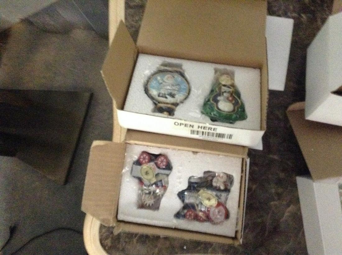 lot of two Danbury mint yankees and other Christmas (1 of 1)