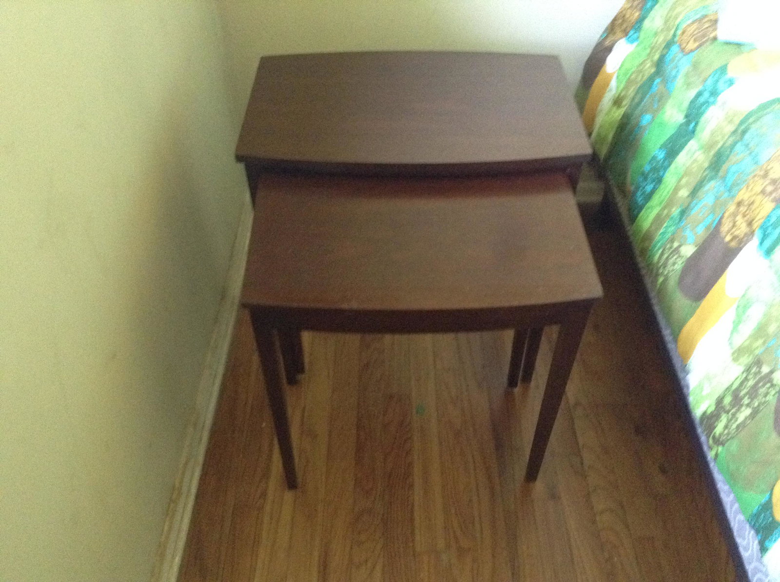 set of mahogany mcm nesting tables: set of mahogany mcm nesting tables