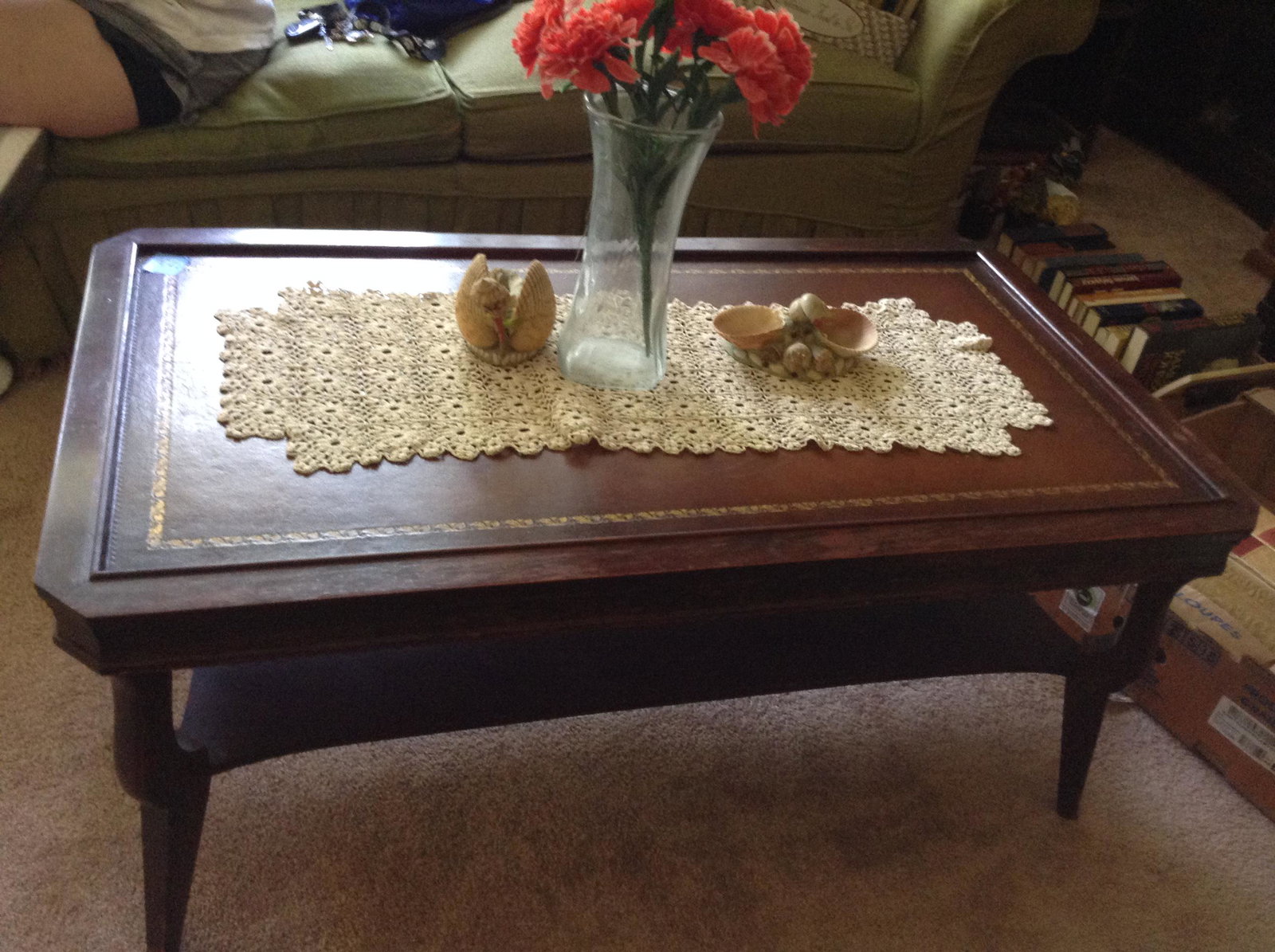 early leather top coffee table 25x19: early leather top coffee table 25x19