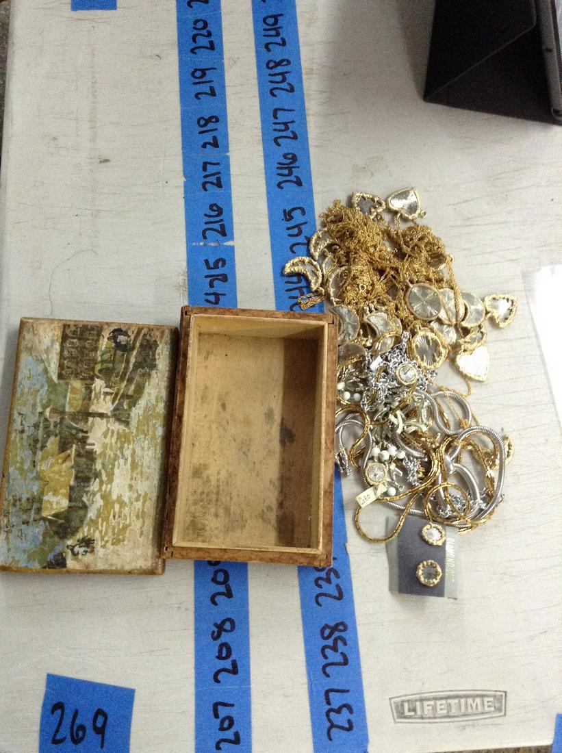 large lot of custom jewelry chains and jewelry box: large lot of custom jewelry chains and jewelry box
