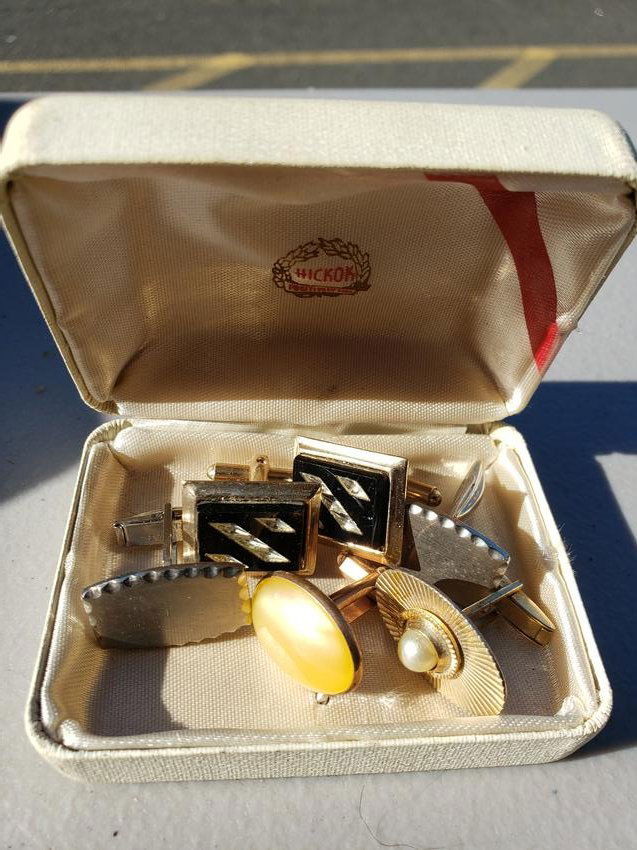 Vintage Tie Clips (1 of 1)