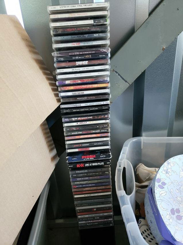 large lot of cd (1 of 1)