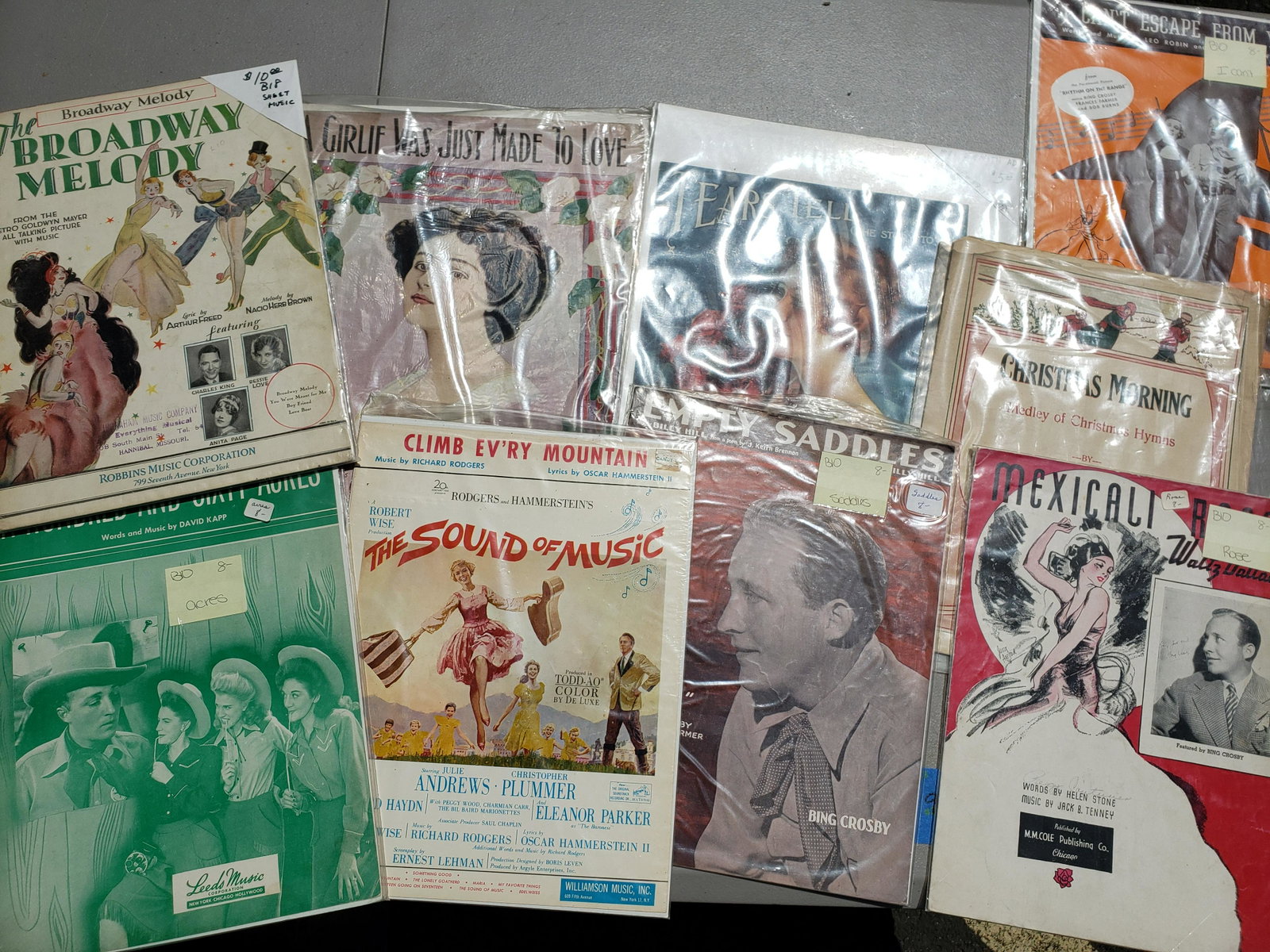lot of vintage sheet music: lot of vintage sheet music