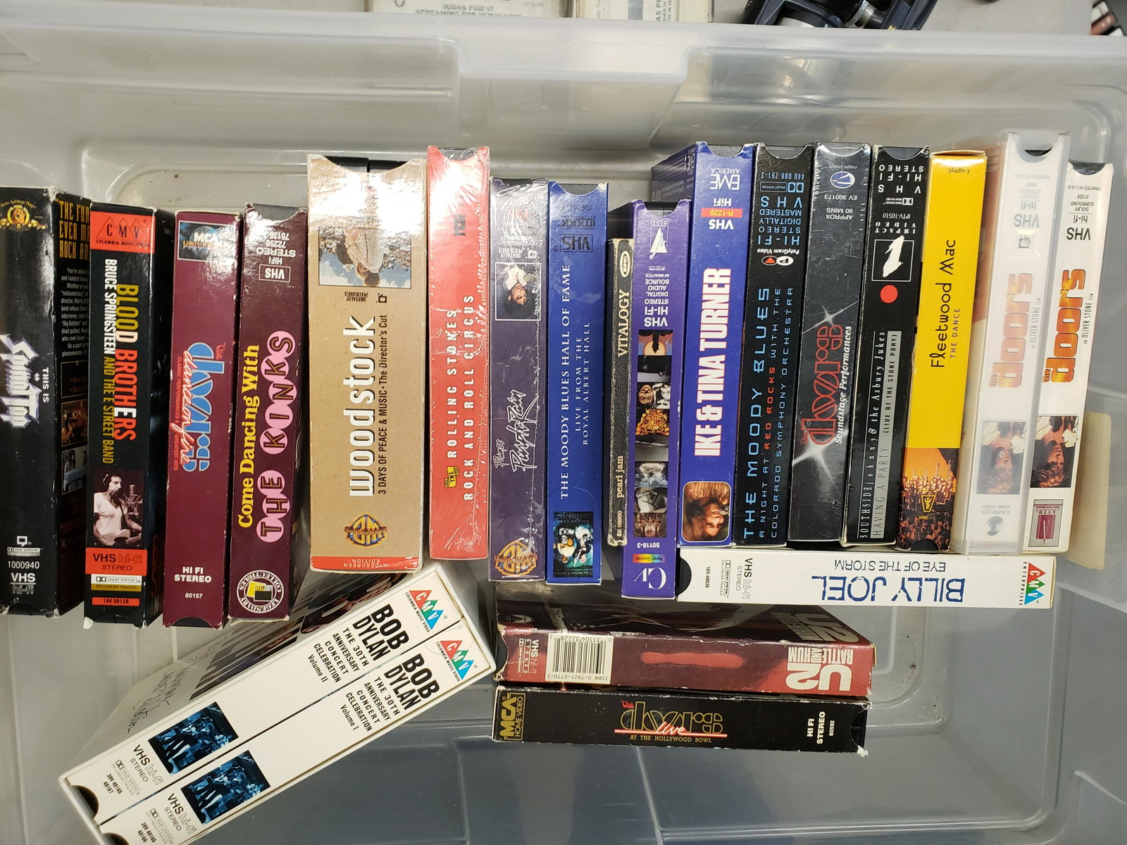 lot of concert VHS tapes: lot of concert VHS tapes