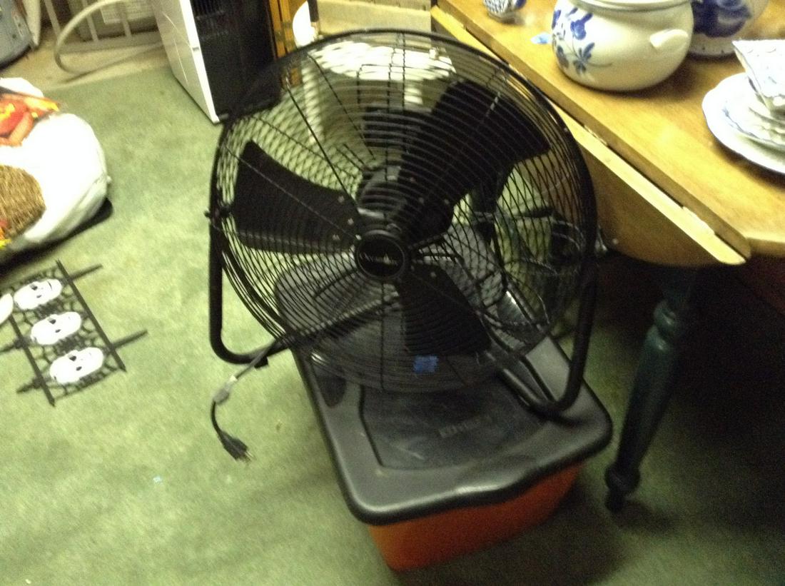 Oceanaire shop fan 24" tall (1 of 1)