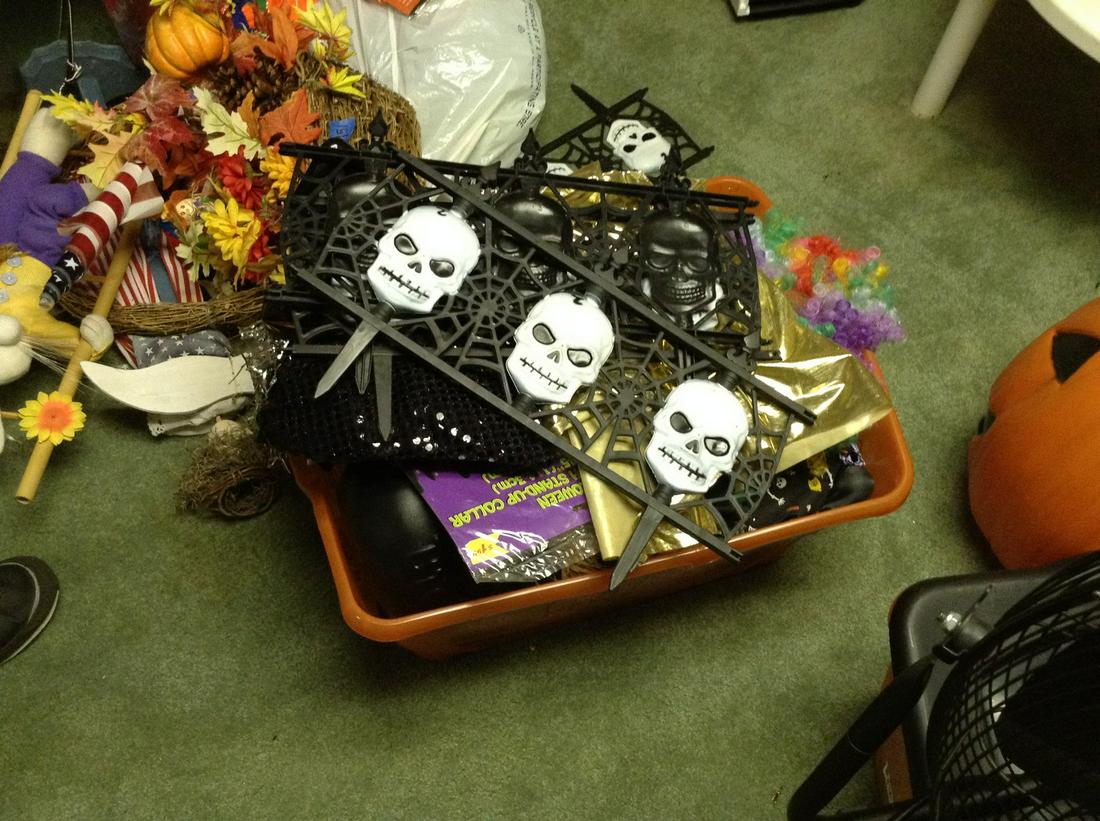 large amount of vintage Halloween decorations and: large amount of vintage Halloween decorations and costumes