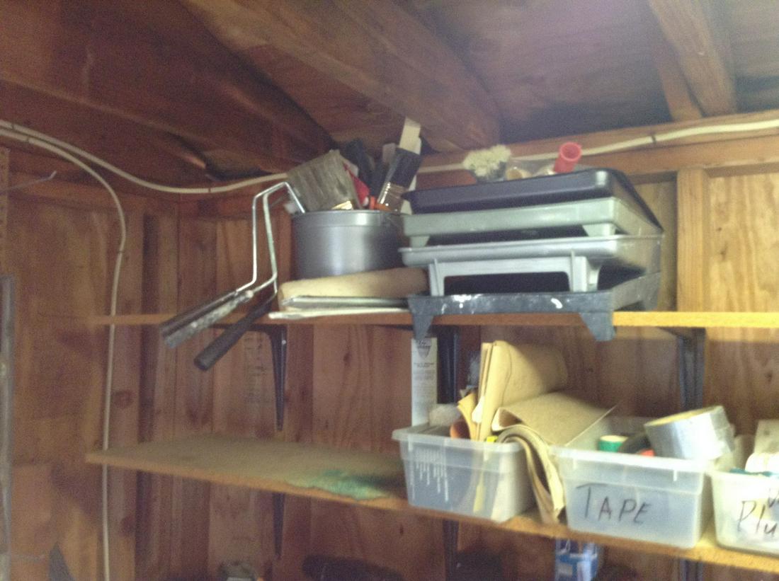 paint brushes, paint rollers and more (1 of 1)