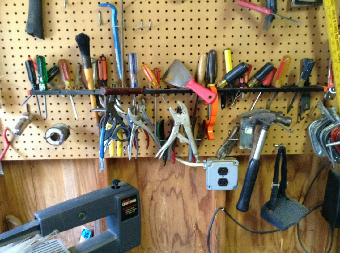 clamps, hammers and screwdrivers (1 of 1)