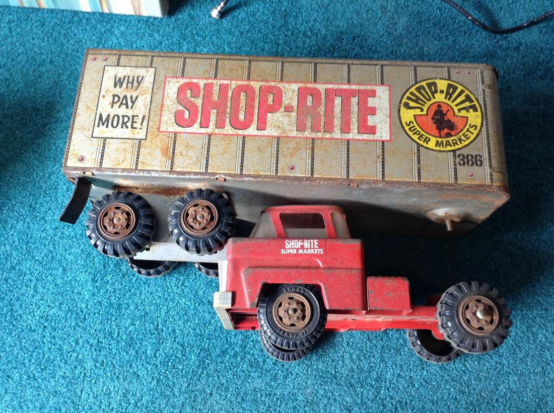 lumar ShopRite pressed steel truck (1 of 1)