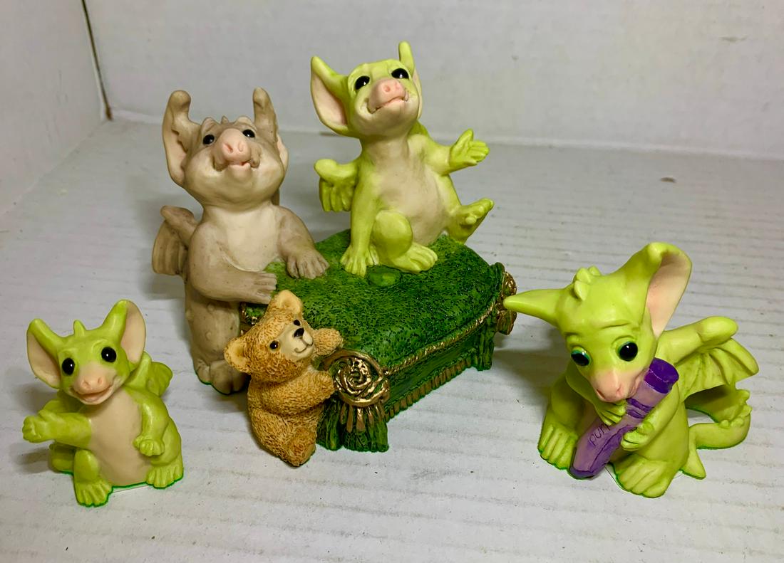 Pocket Dragons & Friends (1 of 1)