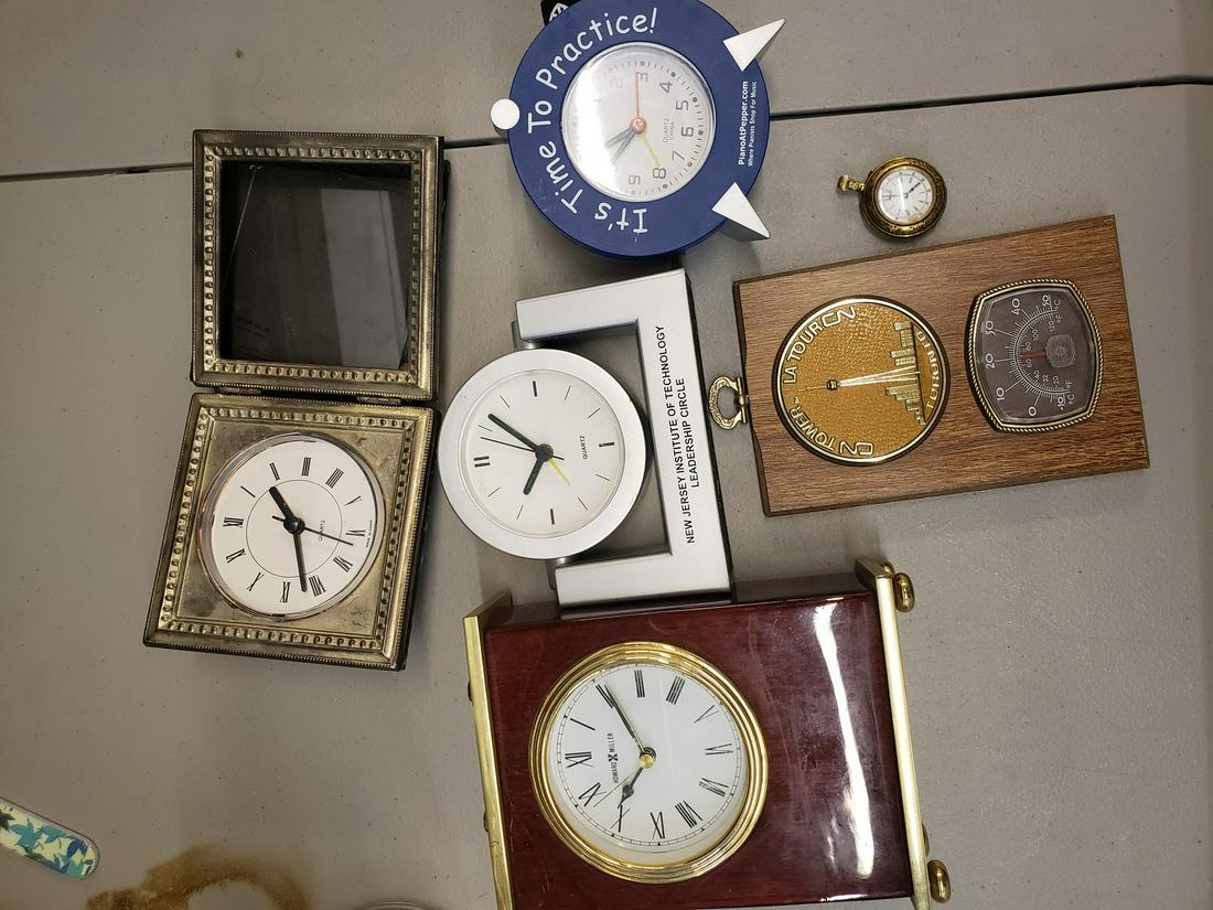 lot of clocks: lot of clocks
