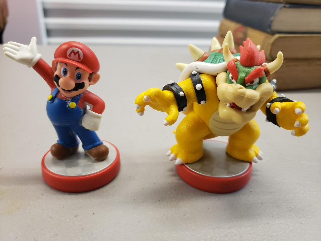Two Nintendo Amiibos - Mario & Bowser: Two Nintendo Amiibos - Mario & Bowser