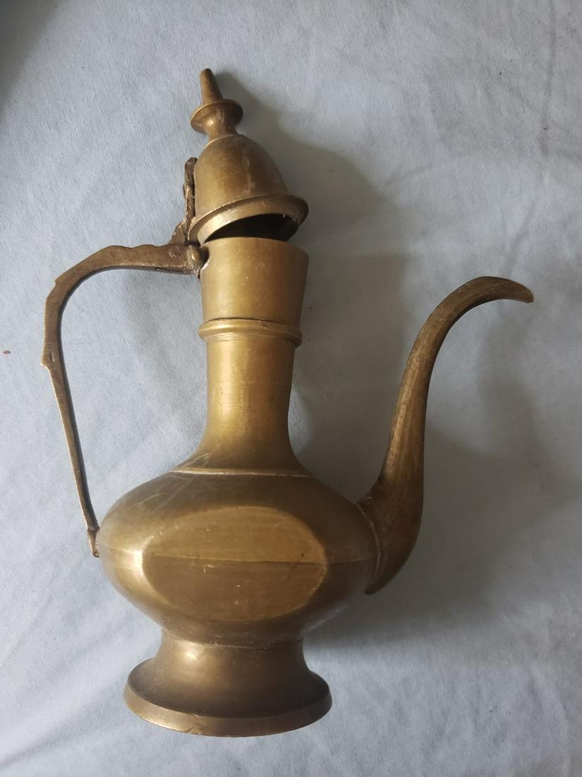 vintage oriental brass teapot: vintage oriental brass teapot