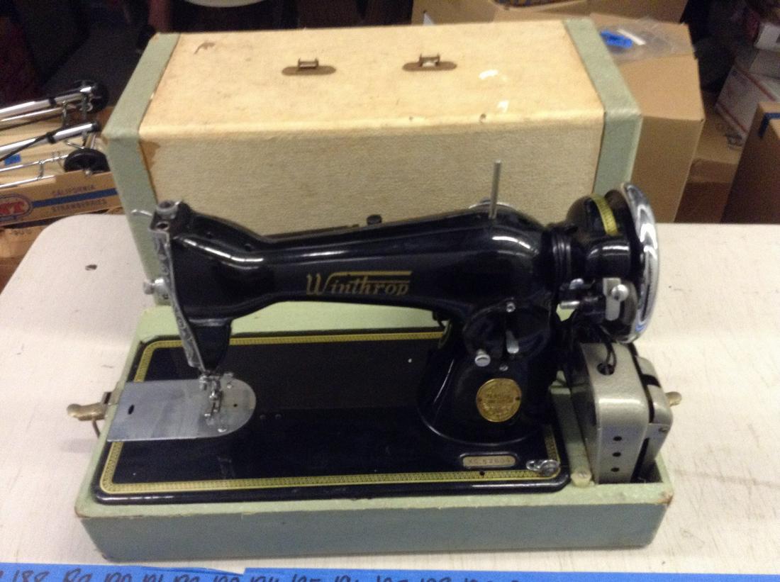 winthrop deluxe sewing machine works 100%: winthrop deluxe sewing machine works 100%
