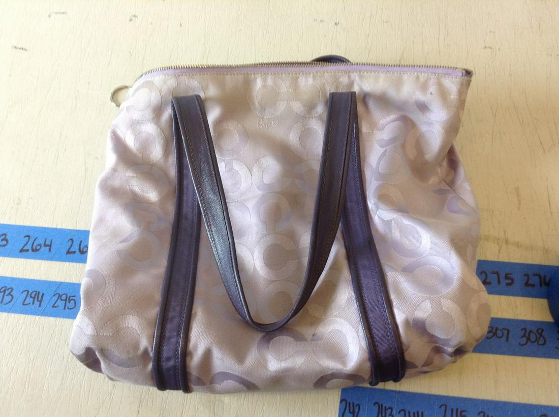 vintage coach bag: vintage coach bag