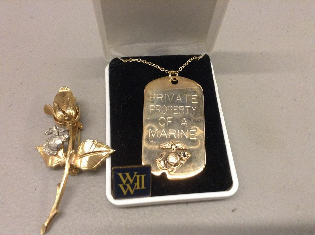 ww2 lapel pin, mothers pin and other marine corp items (1 of 1)