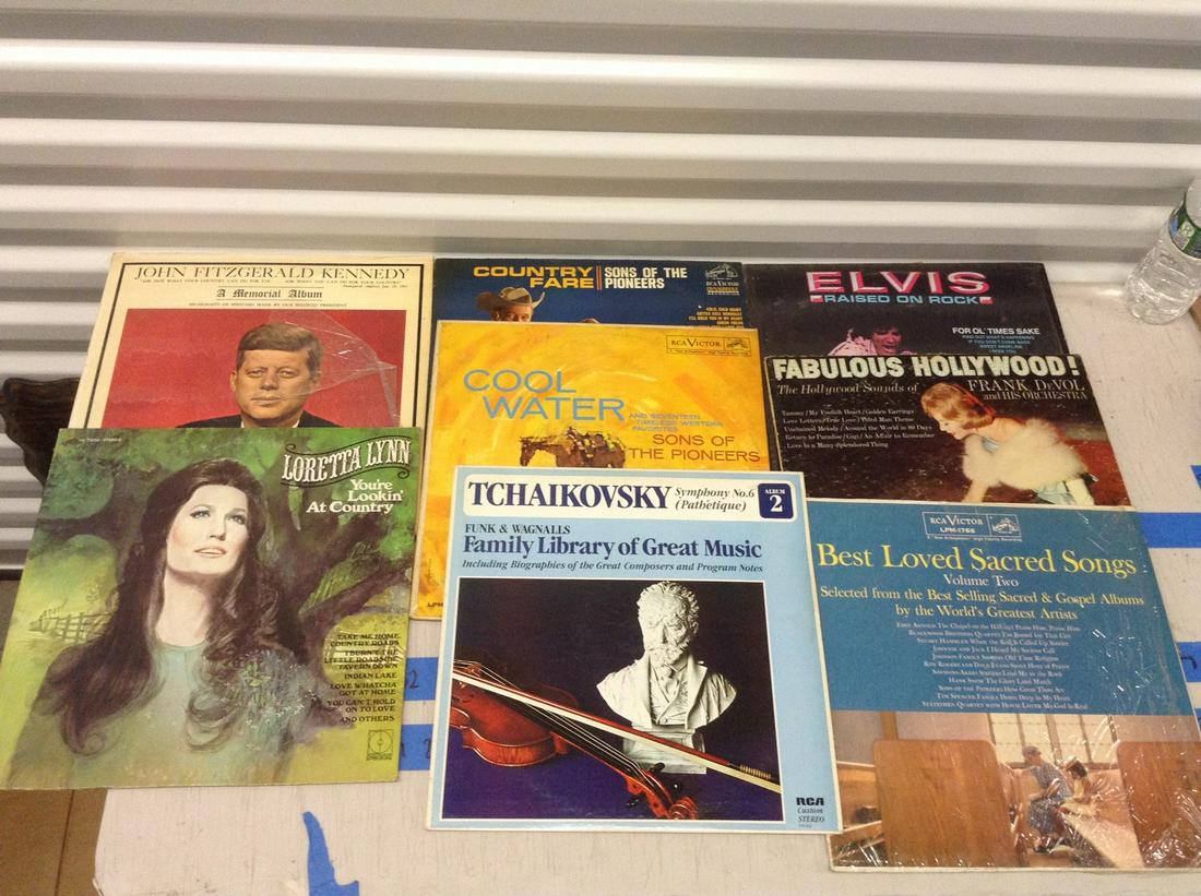 lot of 8 LPs: lot of 8 LPs