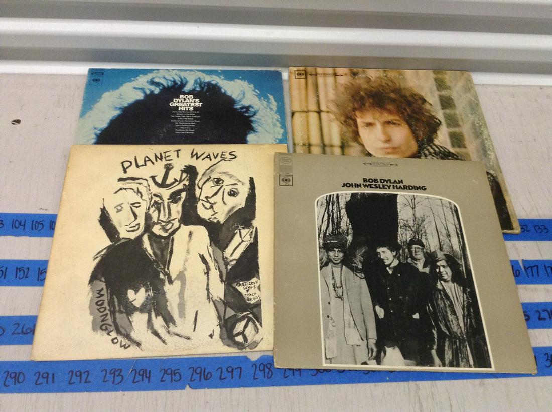lot of four bob dylan LPs (1 of 1)