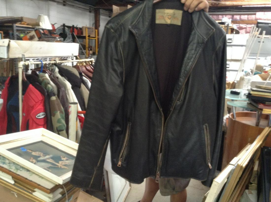 vintage top gun leather jacket size L: vintage top gun leather jacket size L
