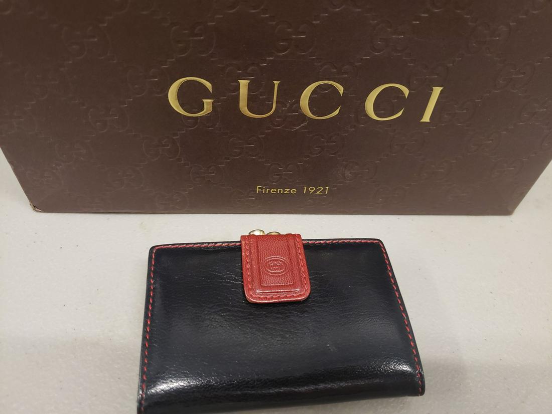 authentic gucci chain purse (1 of 1)