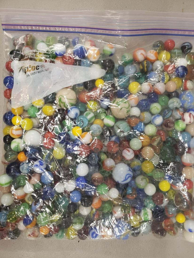 Large lot of marbles - includes several shooters: Large lot of marbles - includes several shooters