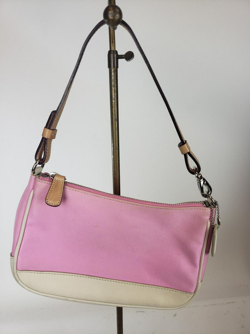 Coach purse: Coach purse