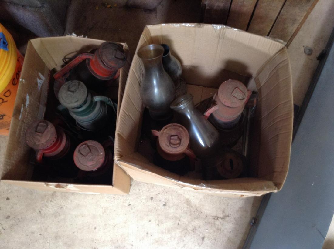 two boxes of kerosene lanterns: two boxes of kerosene lanterns