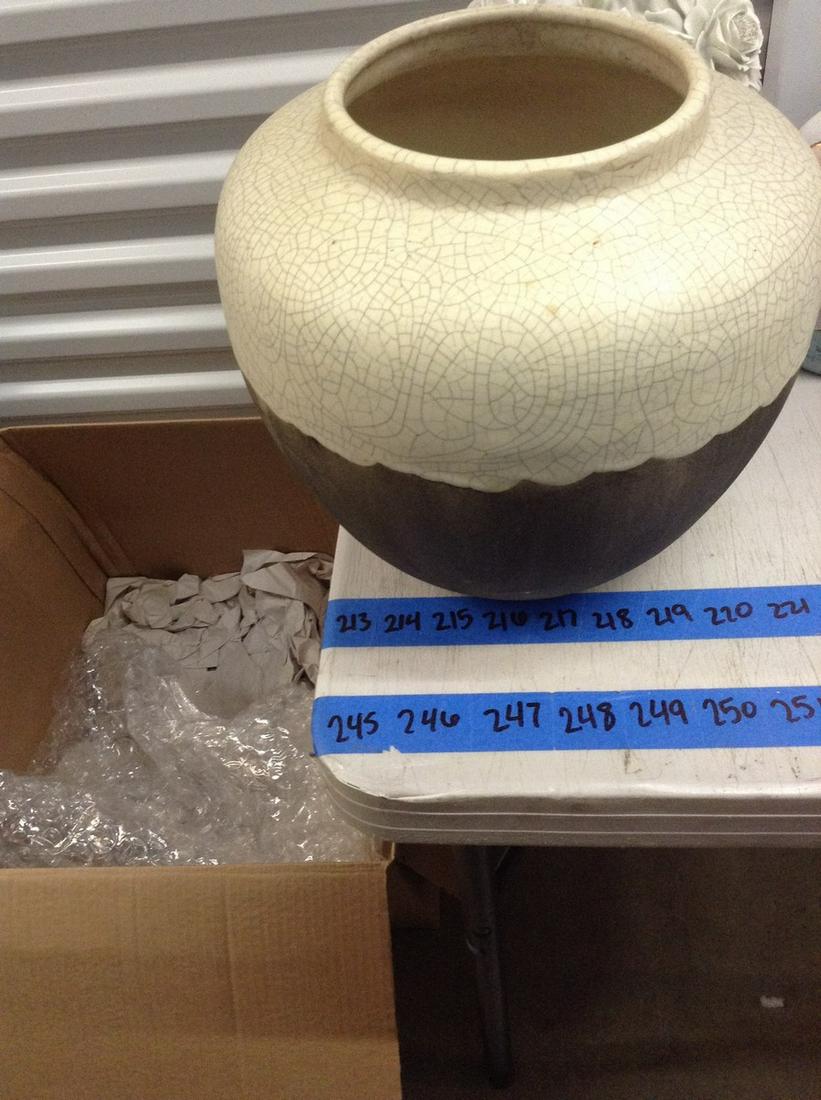 ceramic vase early no damage 10" (1 of 1)