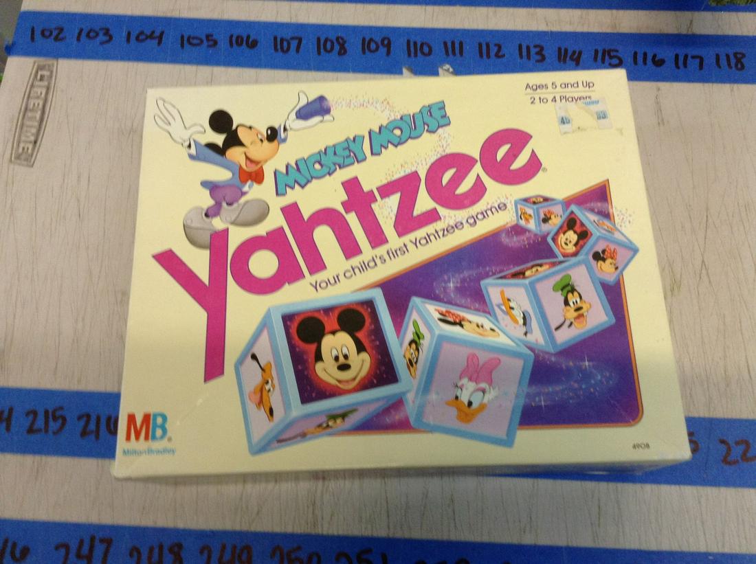 mickey mouse yahtzee game: mickey mouse yahtzee game