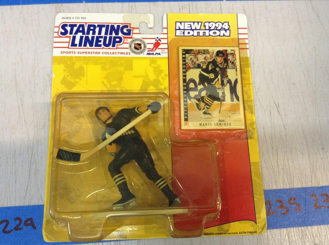 starting lineup 1994 Mario Lemieux figure new in (1 of 1)