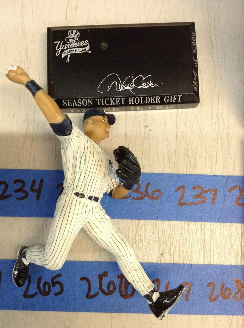 yankees season ticket holder gift derek jeter: yankees season ticket holder gift derek jeter