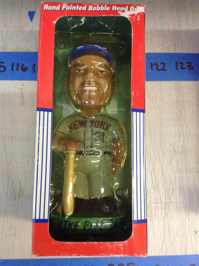 mike piazza hand painted bobble head new in package (1 of 1)
