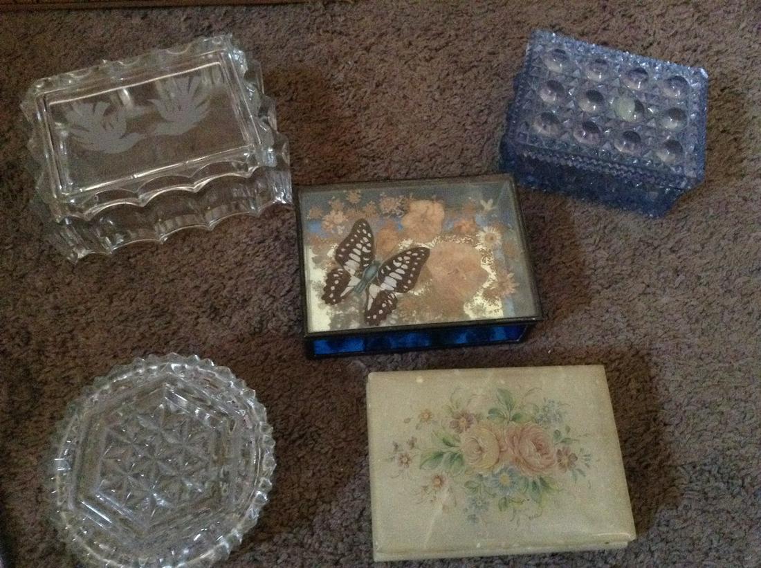 crystal and other vintage trinket boxes: crystal and other vintage trinket boxes