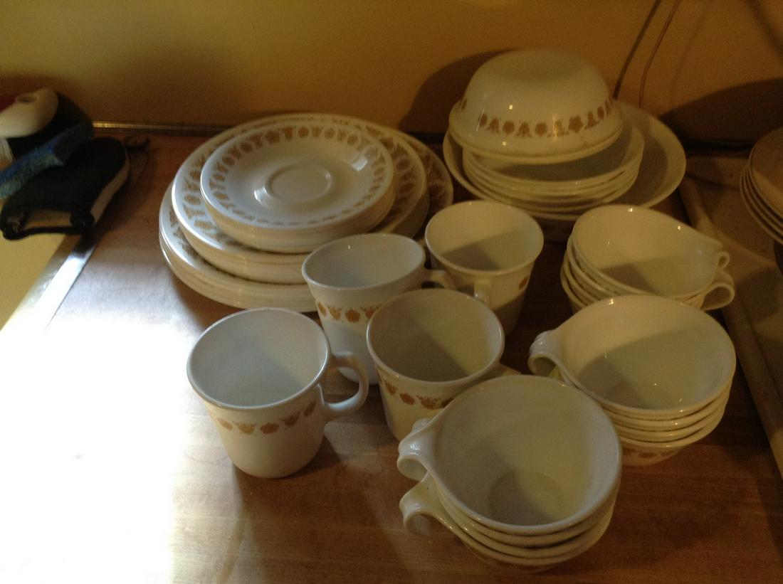 Corelle Dinnerware (1 of 1)