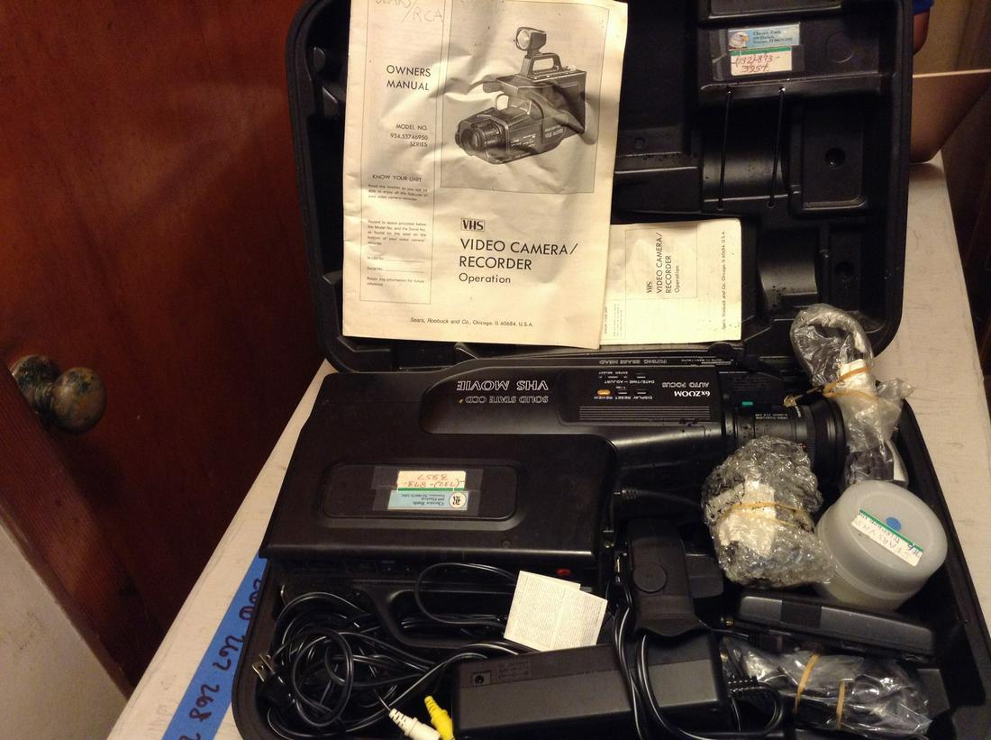 VHS Video Camera/ Recorder Complete (1 of 1)