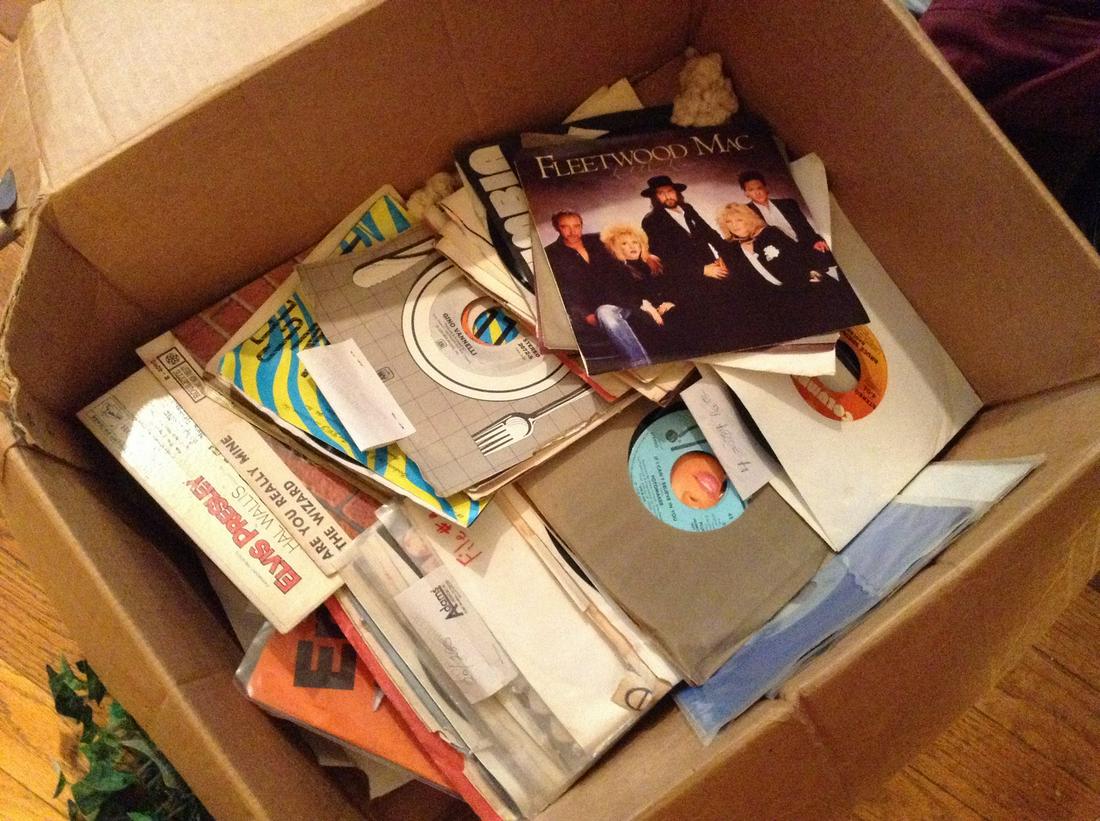 Large Amount Of Rock N' Roll 45's: Large Amount Of Rock N' Roll 45's