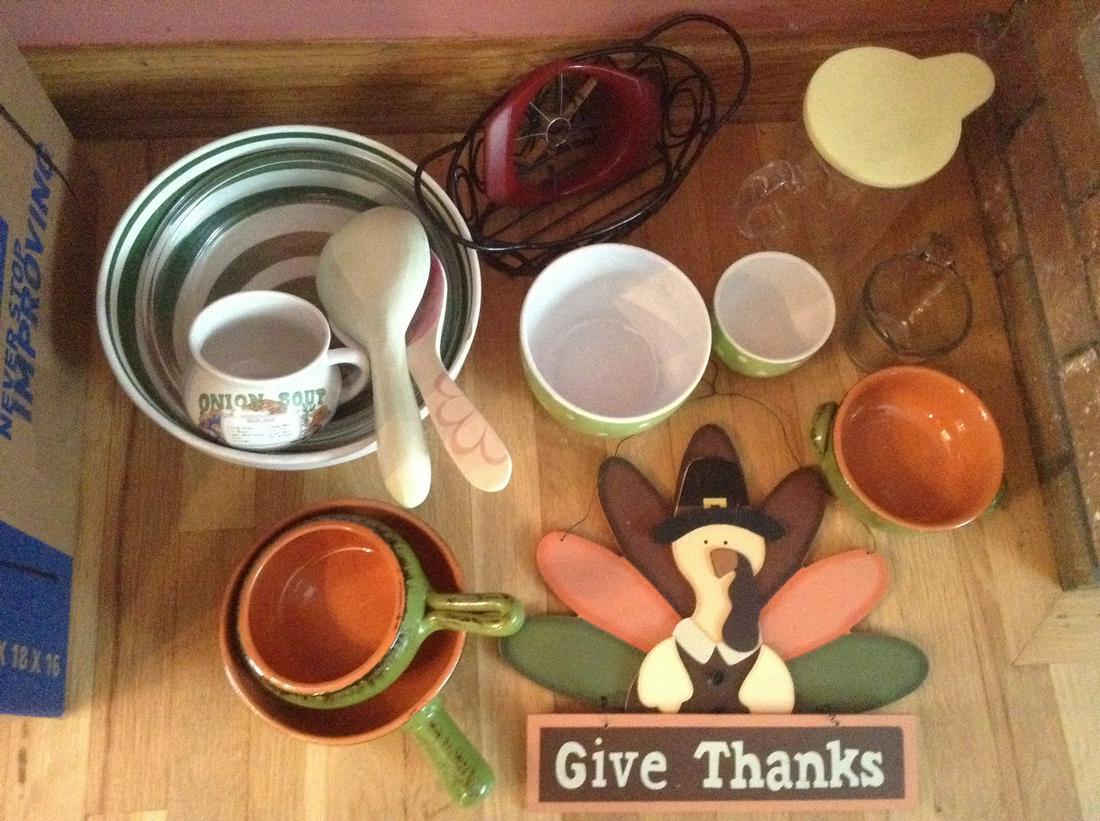 Italian Ware Bowls And More Kitchenware (1 of 1)