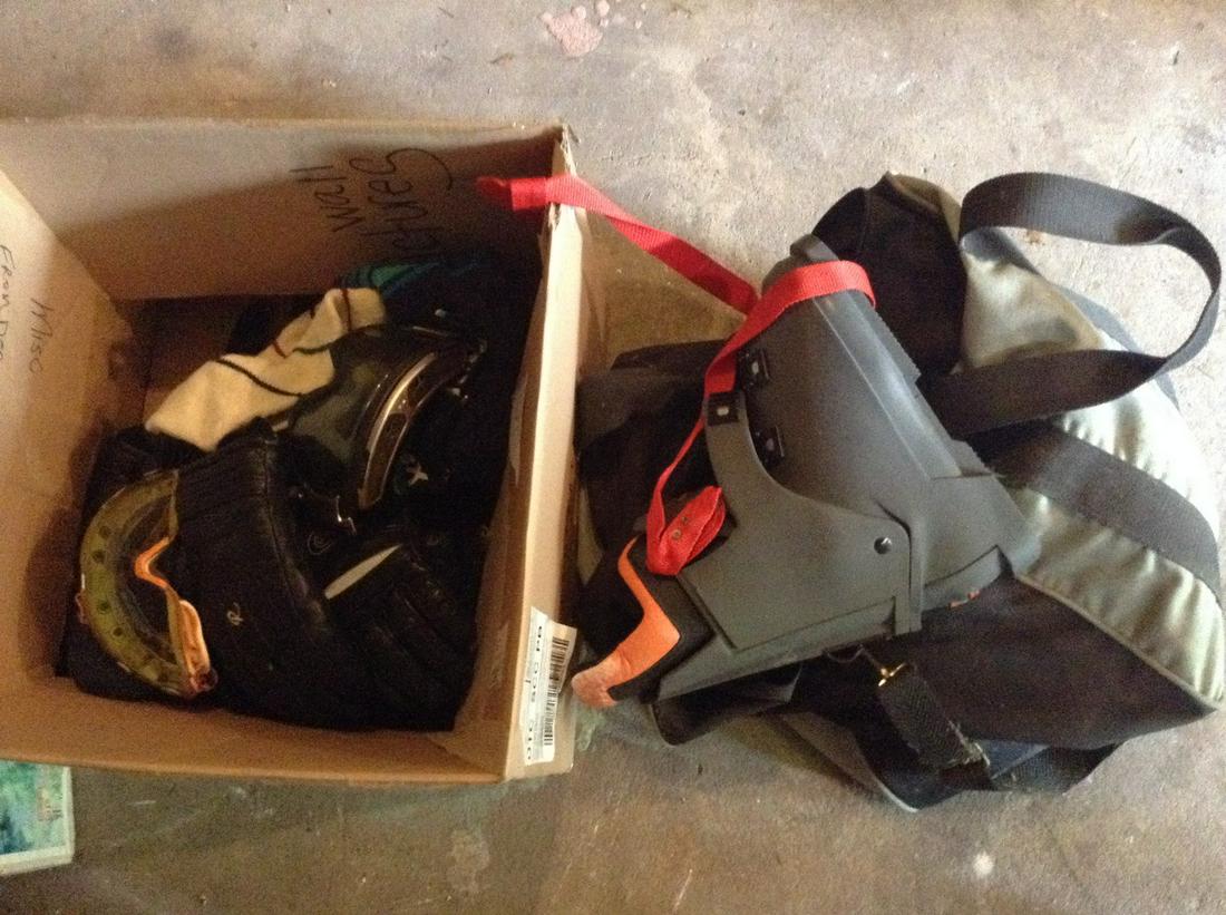 Ski Boots, Goggles And Gloves (1 of 1)