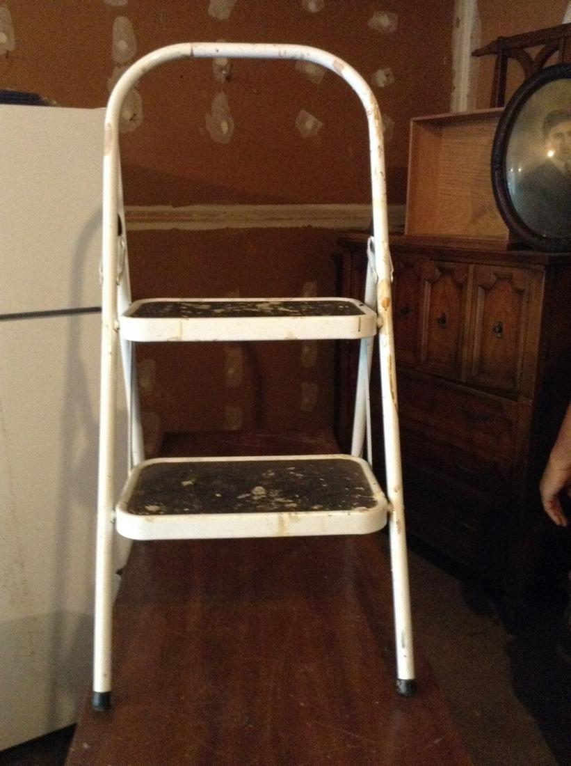 Steel Step Stool (1 of 1)