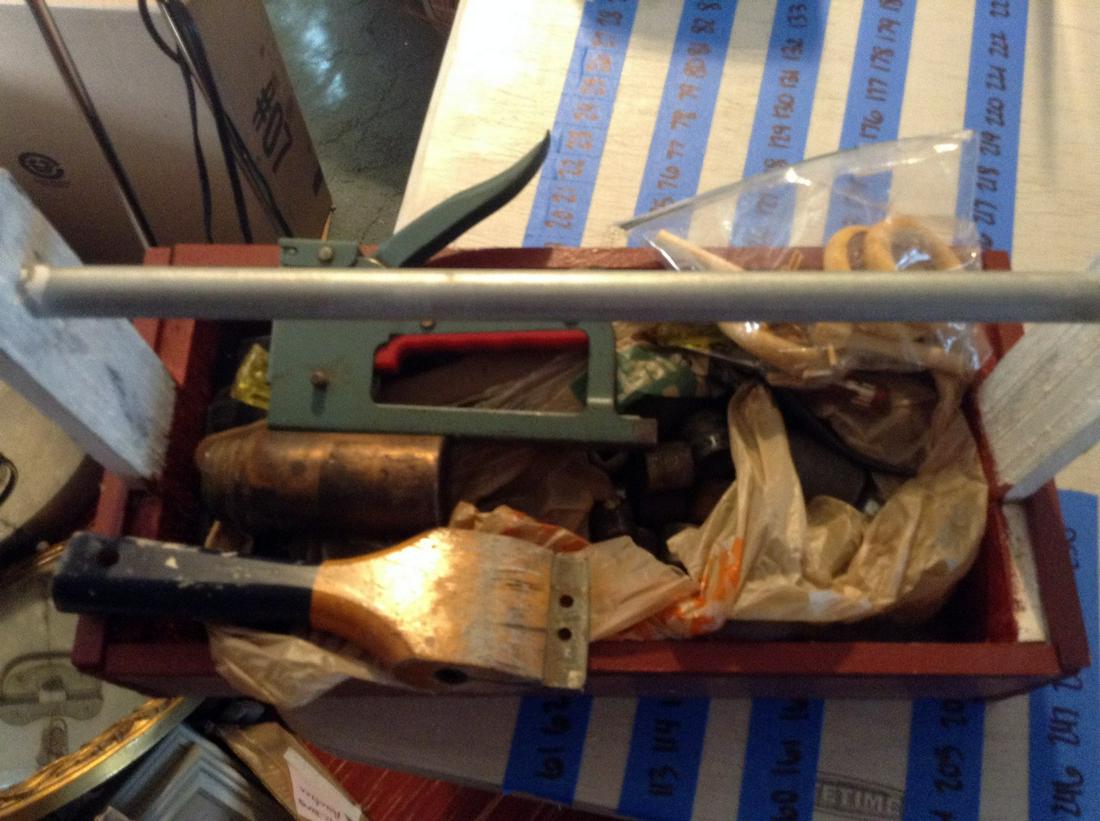vintage tool box with tools (1 of 1)