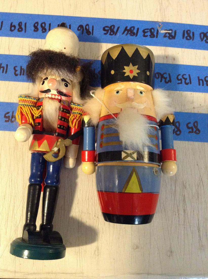 nutcracker and 5 piece russian wooden christmas nesting (1 of 1)