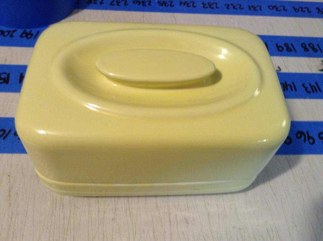 hall westinghouse refrigerator butter dish 5x7: hall westinghouse refrigerator butter dish 5x7