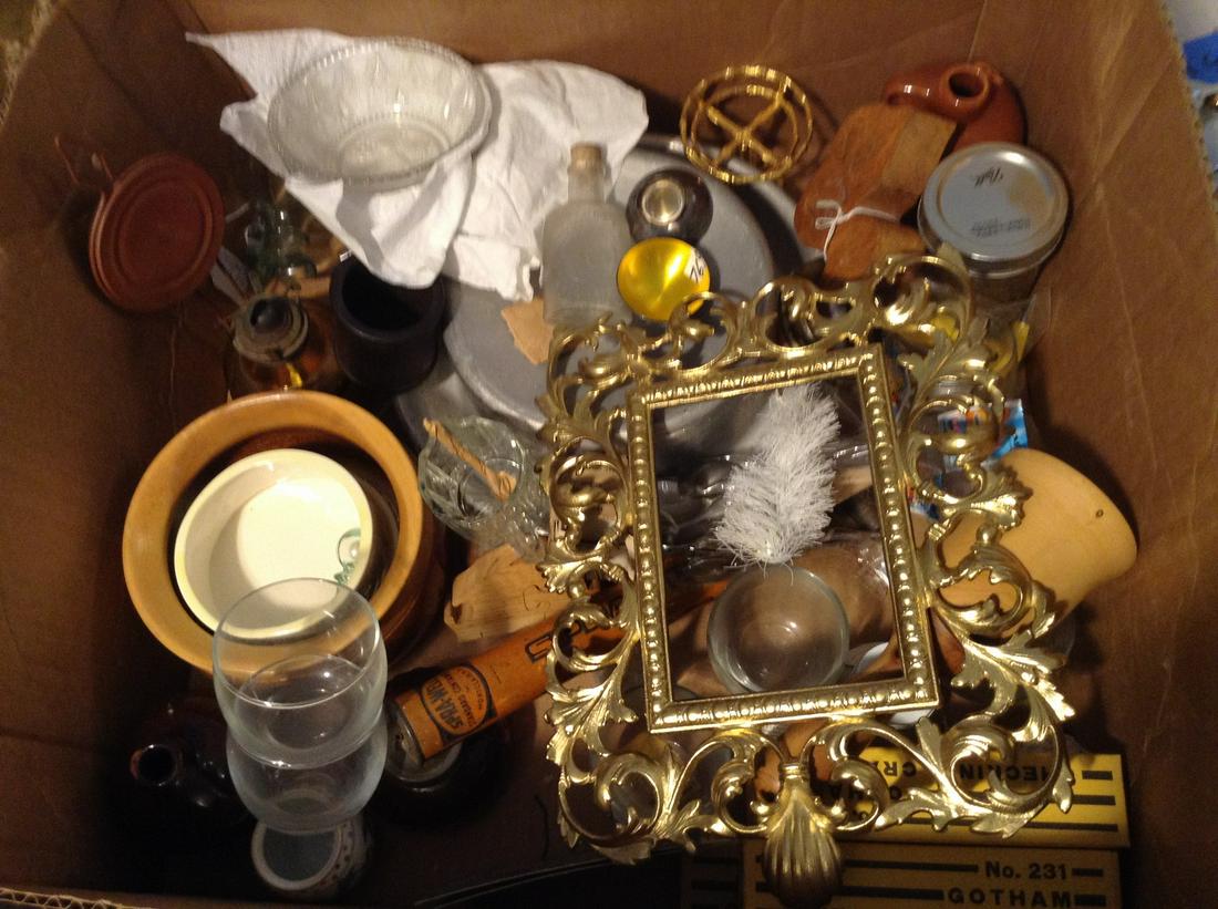 box lot of vintage items, large amount (1 of 1)
