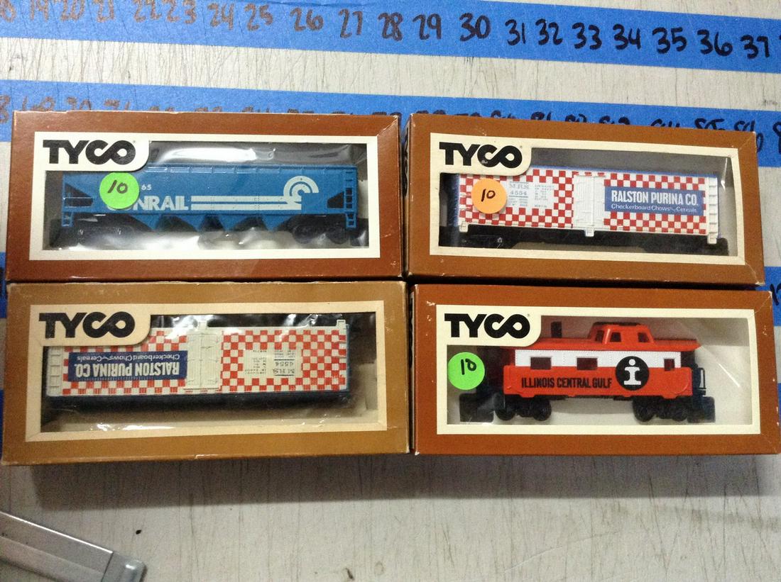 Vintage Tyco HO Train Cars (1 of 1)