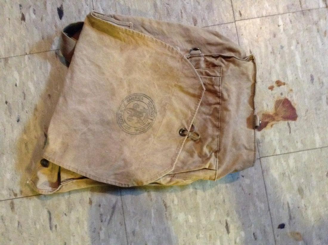 vintage boy scout 1940s backpack: vintage boy scout 1940s backpack