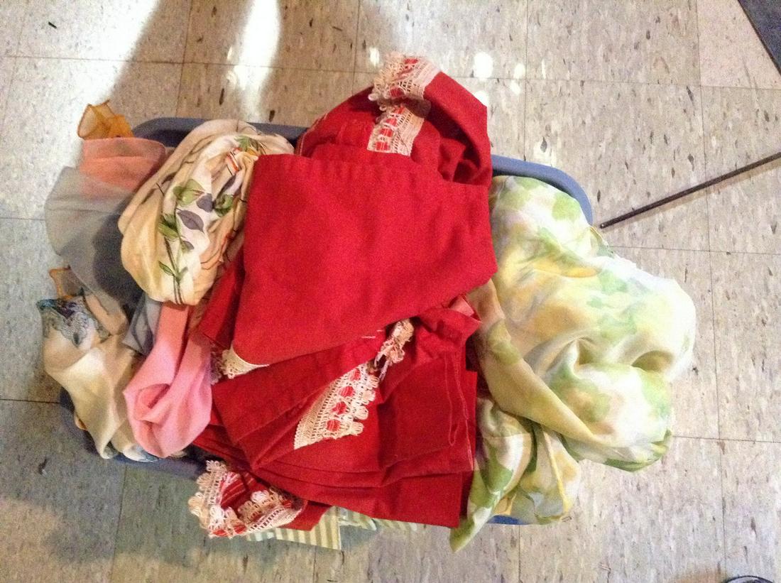 18 gallon tote with vintage curtains and more: 18 gallon tote with vintage curtains and more